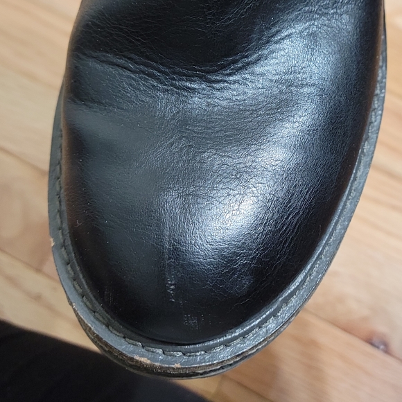 Booties - Picture 4 of 9